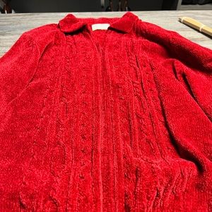 Gorgeous and soft red Alfred Dunner sweater size 2X excellent condition